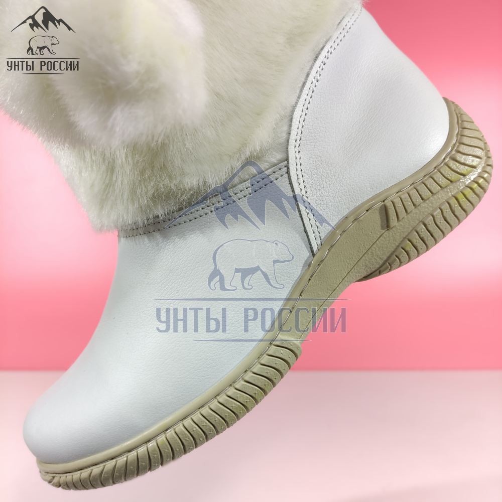 Унты женские натуральные белые кожаные с бубенчиками, литая подошва
